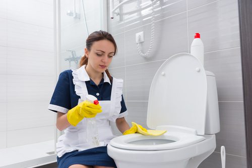 Cleaning: How to remove toilet limescale with 'no scrubbing' - 'Works  wonders