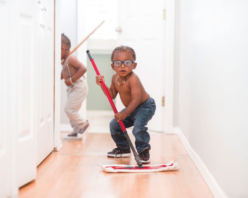 kids cleaning house